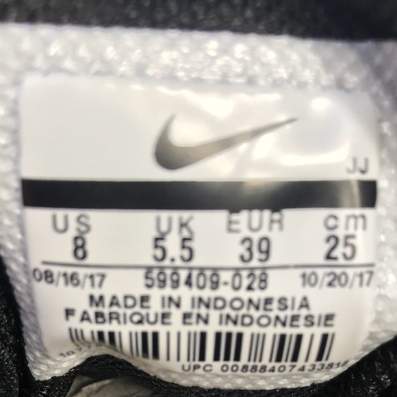 NWT Nike Air Max Thea Black WMNS - Picture 8 of 8